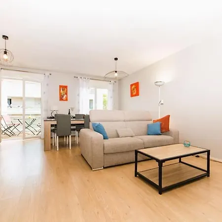 Le Monjuzet - Joli T2 Avec Petite Terrasse Confort, Proche Du Centre Apartment